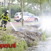 Bermbrand aan sloot Cellesbroeksweg