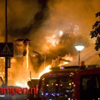 Zeer grote uitslaande brand Buitenwacht Kampen