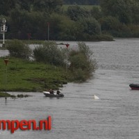 Boot omgeslagen op de IJssel Wilsum