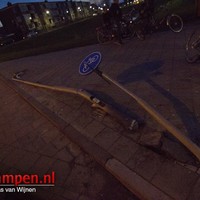 Flinke schade na op hol geslagen paard