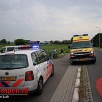 Man op scootmobiel belandt in sloot