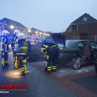 Schade aan auto door brand in IJsselmuiden