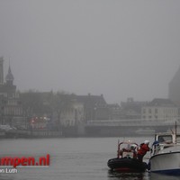Boot in de problemen op de IJssel