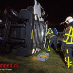 Vrachtwagen gekanteld op de N50 Kampen-Zuid