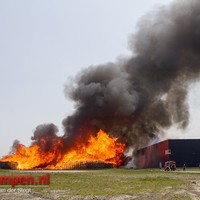 Zeer grote brand pallethandel te Kampen