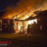Asbest vrijgekomen bij grote brand IJsselmuiden
