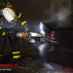 Felle brand verwoest personenauto