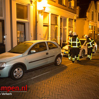 Melding gaslucht blijkt lekkende benzinetank auto
