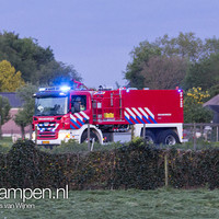 Brand in kippenschuur bij boerderij Zwolseweg 's-Heerenbroek