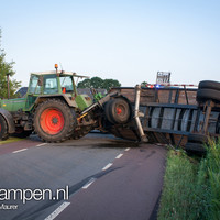 Gewonde bij ongeval met tractor Noordeinde
