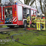 Brandweer pompt bootje leeg dat water maakte