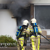 Woning verwoest door brand De Leeuwstraat Kampen