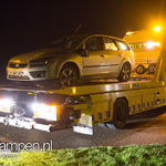 Ongeval auto tegen lantaarnpaal Van Doorneweg Kampen
