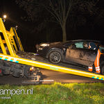 Auto over de kop door tegenligger Veilingweg IJsselmuiden