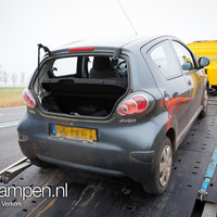 Vrachtwagen en auto botsen op de N50 bij Kampen